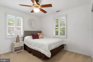 7905 Belleflower Dr, Springfield, VA 22152 - Photo 27