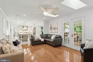 7905 Belleflower Dr, Springfield, VA 22152 - Photo 21