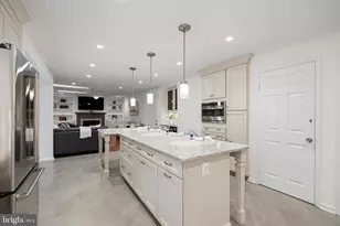7905 Belleflower Dr, Springfield, VA 22152 - Photo 17