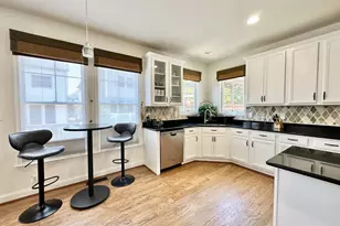 5643 Tower Hill Cir, Alexandria, VA 22315 - Photo 13