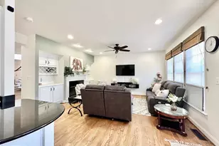 5643 Tower Hill Cir, Alexandria, VA 22315 - Photo 23