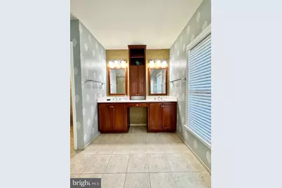 5643 Tower Hill Circle, Alexandria, VA 22315 - Photo 35
