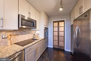 5903 Mt Eagle Dr, Alexandria, VA 22303 - Photo 13