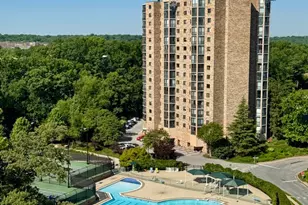 5903 Mt Eagle Dr, Alexandria, VA 22303 - Photo 3
