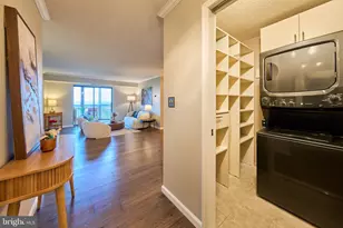 5903 Mt Eagle Dr, Alexandria, VA 22303 - Photo 7