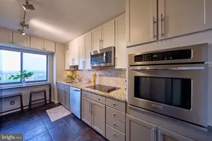 5903 Mt Eagle Dr, Alexandria, VA 22303 - Photo 11