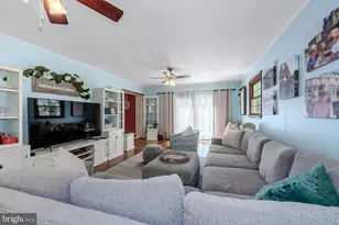 9122 Steven Irving Ct, Springfield, VA 22153 - Photo 25