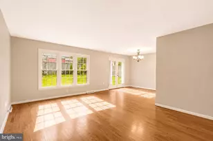 10907 Paynes Church Dr, Fairfax, VA 22032 - Photo 17
