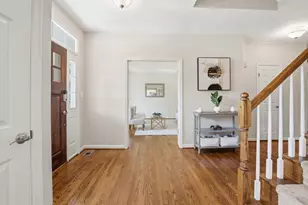 10206 Palmer Glen Ct, Oakton, VA 22124 - Photo 11