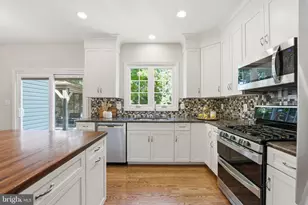 10206 Palmer Glen Ct, Oakton, VA 22124 - Photo 23