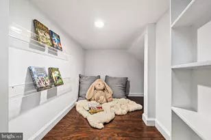 2010 Clark Pl, Alexandria, VA 22308 - Photo 23
