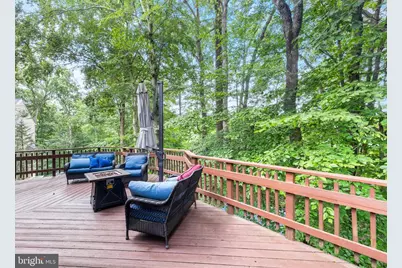 8153 Ships Curve Lane, Springfield, VA 22153 - Photo 51
