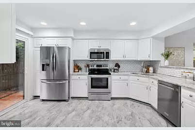 11701 Newbridge Court, Reston, VA 20191 - Photo 3