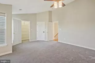 8034 Horseshoe Cottage Cir, Lorton, VA 22079 - Photo 23
