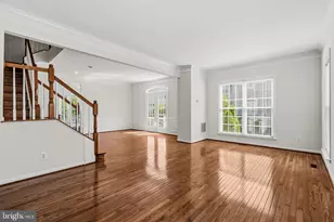 5066 Village Fountain Pl, Centreville, VA 20120 - Photo 19