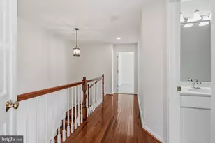 5066 Village Fountain Pl, Centreville, VA 20120 - Photo 23