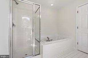 5066 Village Fountain Pl, Centreville, VA 20120 - Photo 27