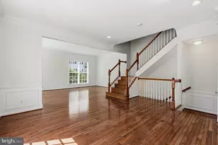 5066 Village Fountain Pl, Centreville, VA 20120 - Photo 17