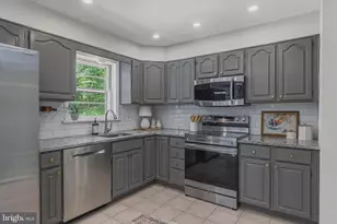 2519 E Meredith Dr, Vienna, VA 22181 - Photo 19