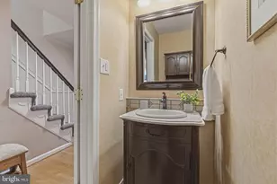 13209 Ashvale Dr, Fairfax, VA 22033 - Photo 21