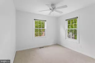 9348 McCarthy Woods Ct, Burke, VA 22015 - Photo 41