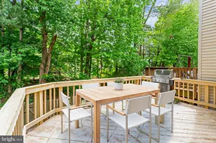 9348 McCarthy Woods Ct, Burke, VA 22015 - Photo 19