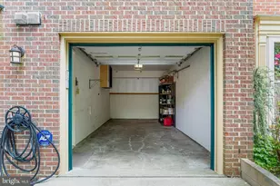 9348 McCarthy Woods Ct, Burke, VA 22015 - Photo 47