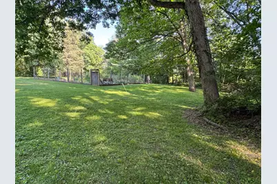 10221 Oakton Drive, Oakton, VA 22124 - Photo 7