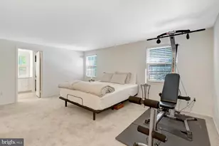 13042 Maple View Ln, Fairfax, VA 22033 - Photo 35