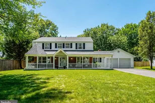 13042 Maple View Ln, Fairfax, VA 22033 - Photo 1