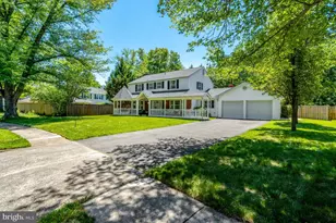 13042 Maple View Ln, Fairfax, VA 22033 - Photo 5