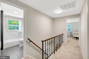 13042 Maple View Ln, Fairfax, VA 22033 - Photo 31