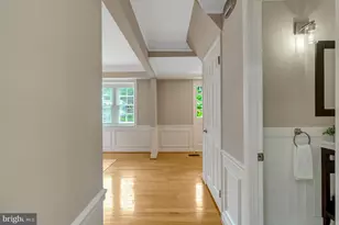 13008 Melville Ln, Fairfax, VA 22033 - Photo 25