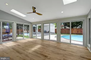 13008 Melville Ln, Fairfax, VA 22033 - Photo 43