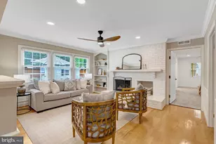 13008 Melville Ln, Fairfax, VA 22033 - Photo 17