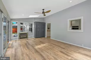 13008 Melville Ln, Fairfax, VA 22033 - Photo 45
