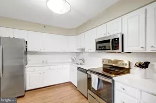 3713 S George Mason Dr, Falls Church, VA 22041 - Photo 9