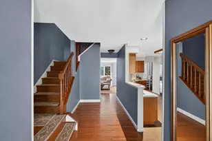 14739 Flower Hill Dr, Centreville, VA 20120 - Photo 3