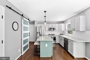 6529 Harvest Mill Ct, Centreville, VA 20121 - Photo 9