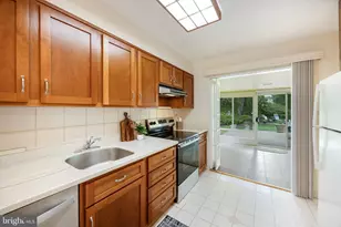 7714 Weber St, Annandale, VA 22003 - Photo 13