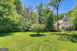6454 Woodridge Rd, Alexandria, VA 22312 - Photo 35