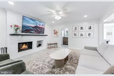13120 Pavilion Lane, Fairfax, VA 22033 - Photo 23
