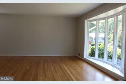 1113 Anesbury Court, Alexandria, VA 22308 - Photo 3
