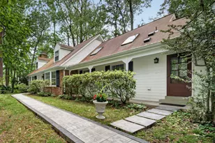 6108 Wyoma Ct, Springfield, VA 22152 - Photo 3