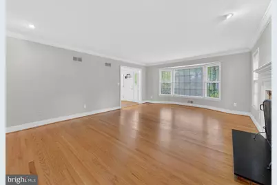 6108 Wyoma Court, Springfield, VA 22152 - Photo 9
