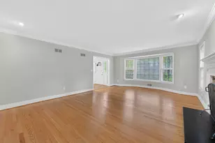 6108 Wyoma Ct, Springfield, VA 22152 - Photo 9