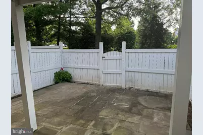 12097 Edgemere Circle, Reston, VA 20190 - Photo 11