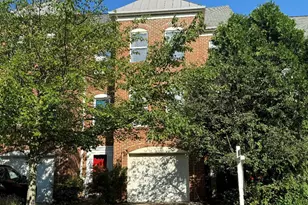 12097 Edgemere Cir, Reston, VA 20190 - Photo 1