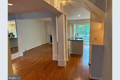 12097 Edgemere Circle, Reston, VA 20190 - Photo 5