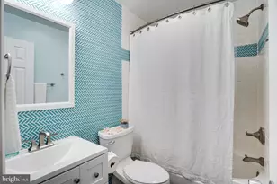2002 Hoover Ln, Alexandria, VA 22308 - Photo 31